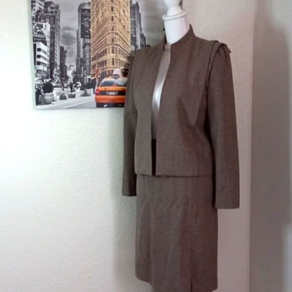 Vintage 60s Wool Skirt Suit SIZE 3/4 BROWN LINED - Picture 1 of 16